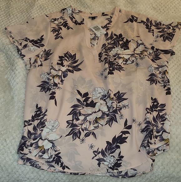 Torrid Blouse - Picture 2 of 3